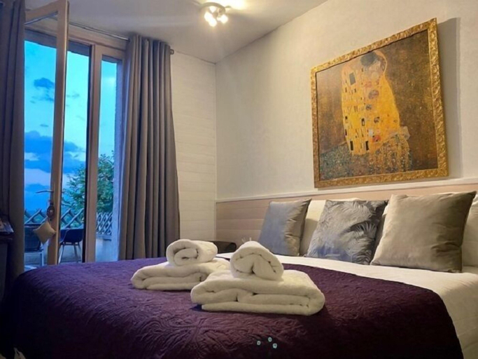 Bedroom 4, Hôtel Bien-Etre Aux Cyprès de Marquay, Dordogne