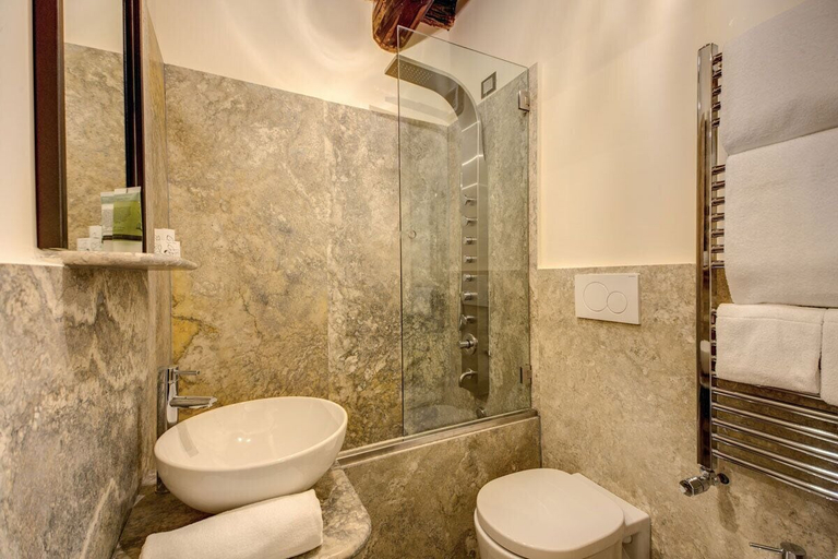 Bathroom 5, Residenza Argileto, Rome