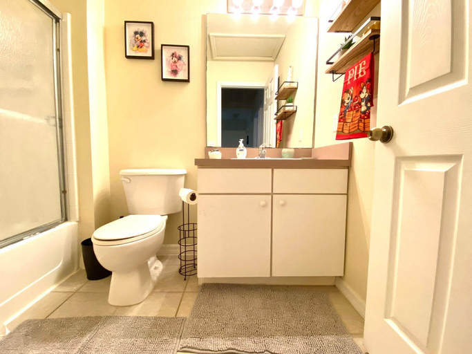 Bathroom, Amazing 3/2 Townhome With Lake View at Terra Verde!!, Osceola