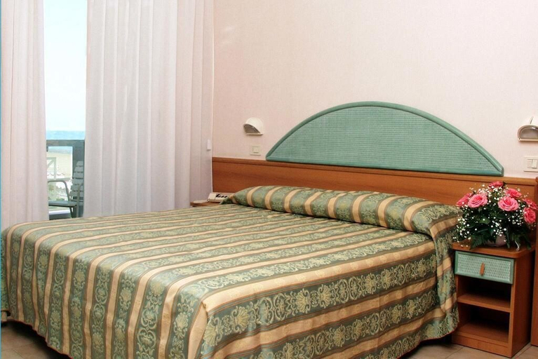 Bedroom 3, Hotel Cigno D'Oro, Rimini