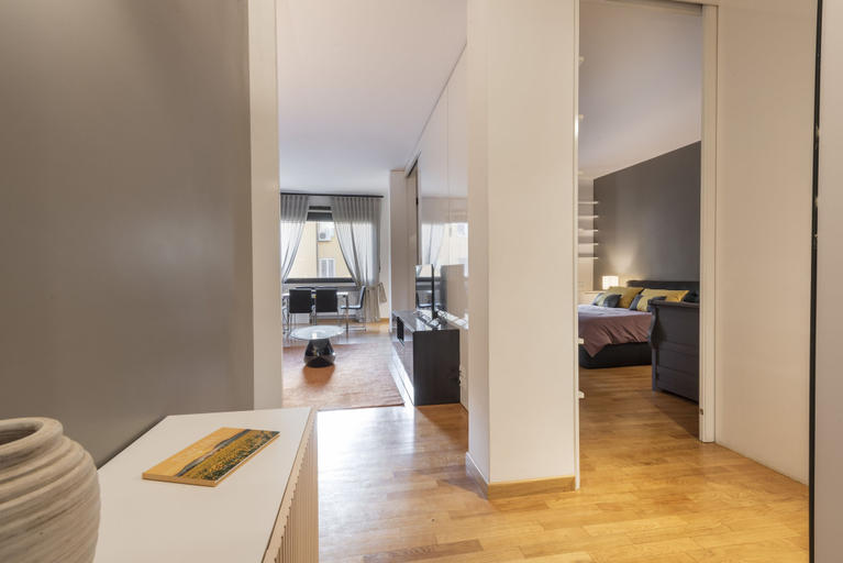 Living area 3, Ponte Vecchio Luxury Suite by Mmega, Florence