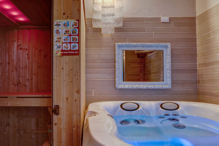 Bathroom 5, Relais del Lago, Lucca