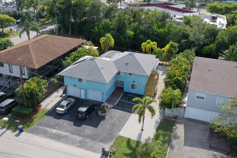 Exterior & Views 2, 4811 Gary Rd-c, Lee