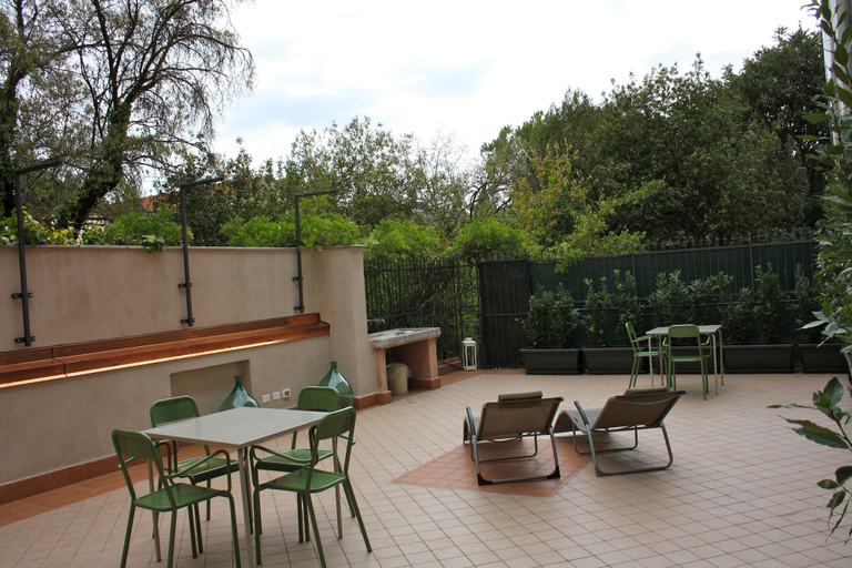 Others 2, Pepita Lodge, Verona
