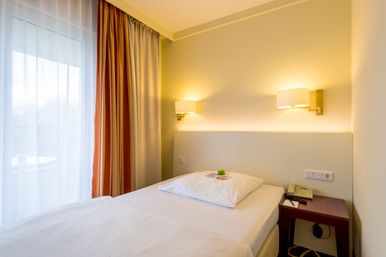 Bedroom 4, relexa hotel Stuttgarter Hof Berlin, Berlin