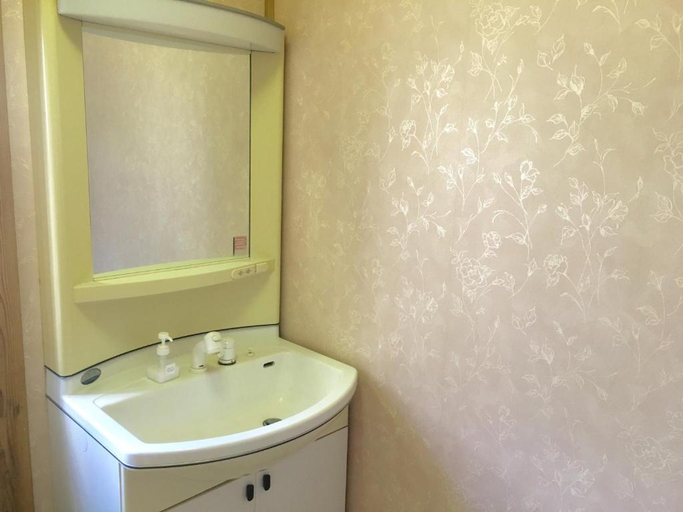 Bathroom 2, Kusatsu KOTODAMA, Kusatsu