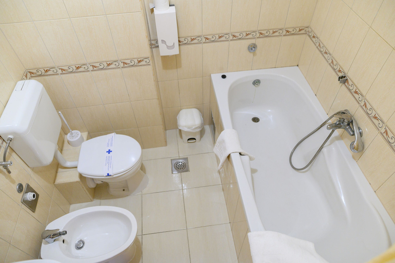 Bathroom 5, Villa Malo More, Trogir