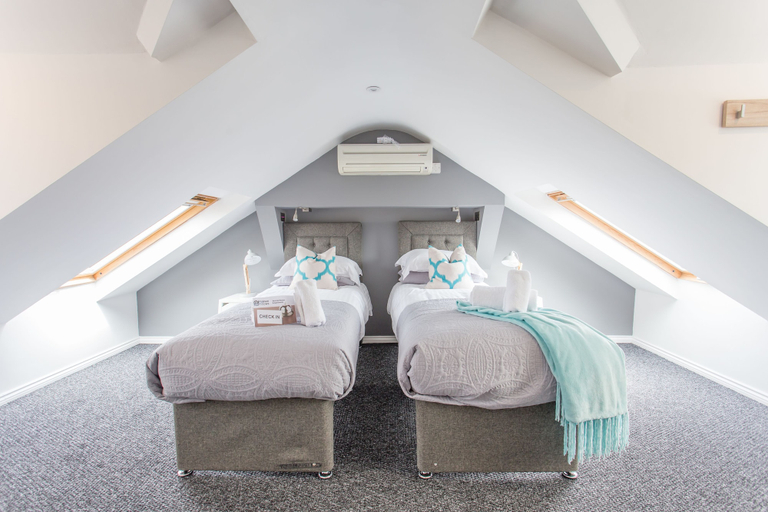 Bedroom 3, The Bullingdon Suite, Oxfordshire