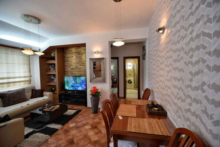 Others 5, BMB Apartments