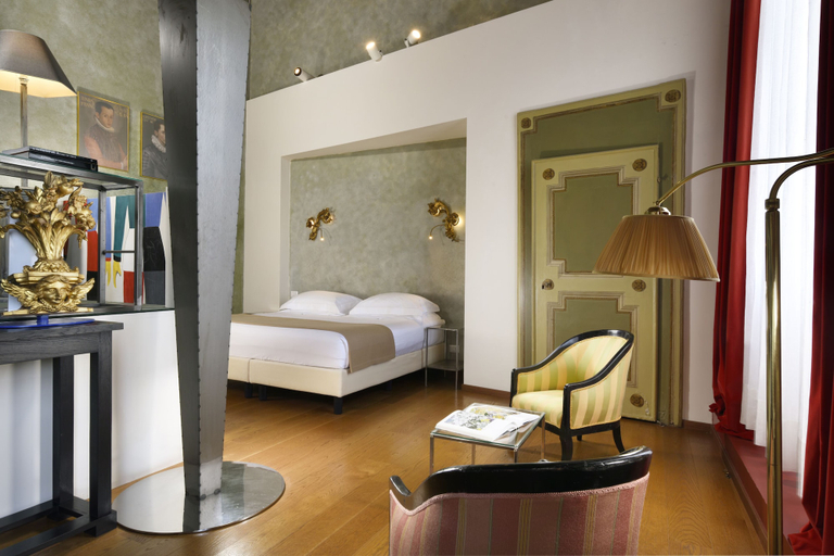 Bedroom 5, Leone Blu Suites | UNA Esperienze, Florence