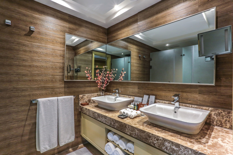 Bathroom 5, Rixos Premium Seagate, Sharm el-Sheikh