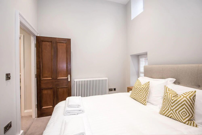 Bedroom 3, The Barrington at 52 Old Elvet, Durham