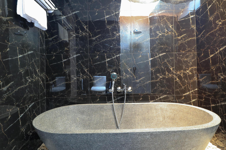 Bathroom 4, Mella Villas Jimbaran, Badung