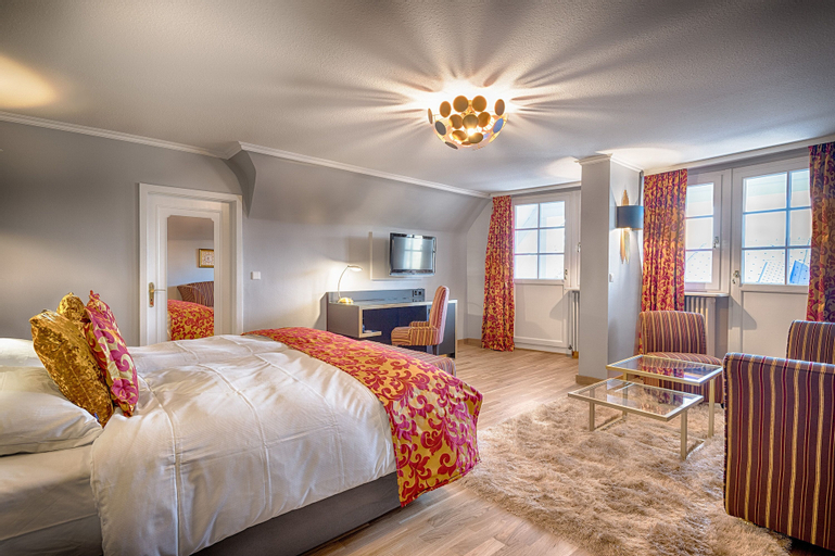 Bedroom 6