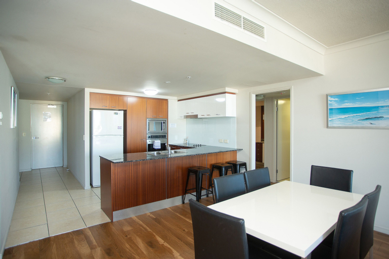 Dining Room 25