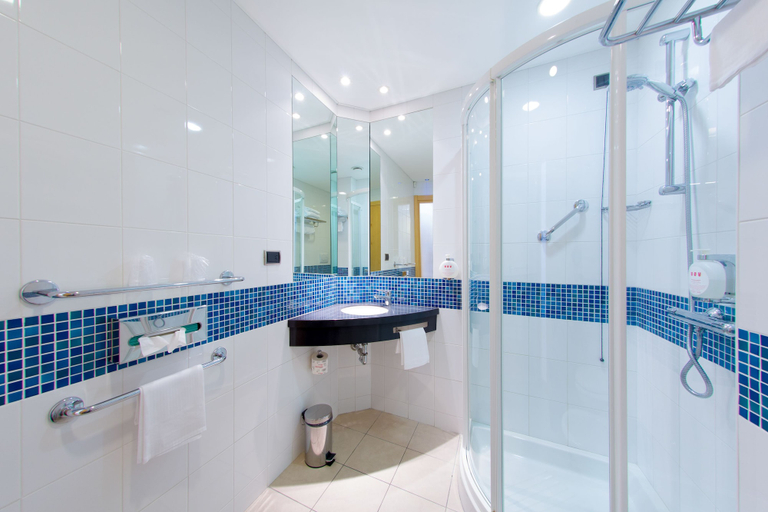 Bathroom 4, UNA Hotels Cesena Nord, Forli' - Cesena