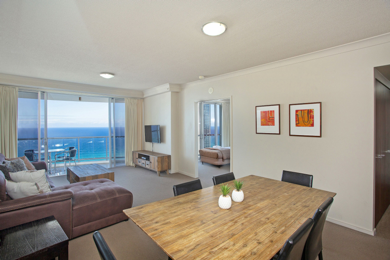 Dining Room 19