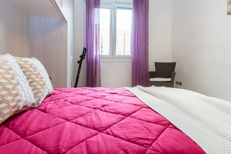 Bedroom 2, JOIVY Milano Fiera Cozy & Elegant Apartment, Milano