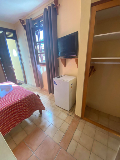 Bedroom 4, La Pointe D'Argent, Pointe-Noire