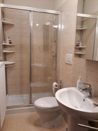 Bathroom 5, Barone Rosso, Treviso