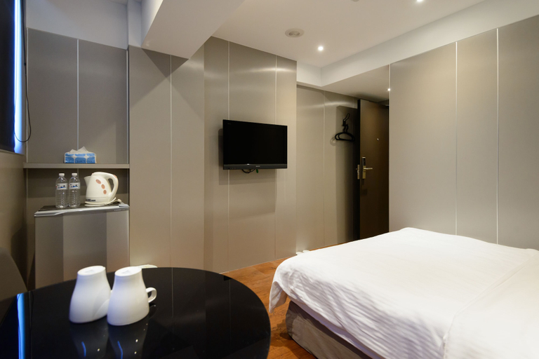 Bedroom 2, H106 Hao Zhu Inn, Taipei City