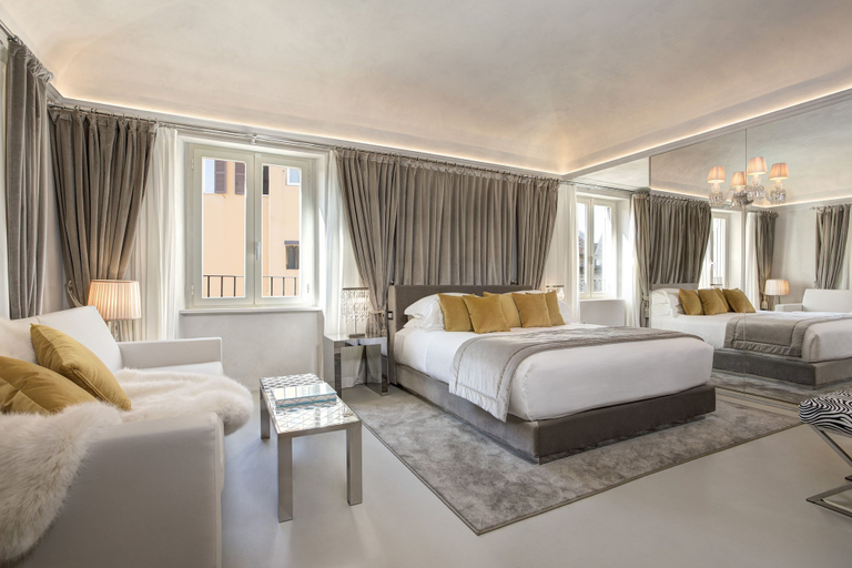 Bedroom 2, Palazzo Nainer, Rome