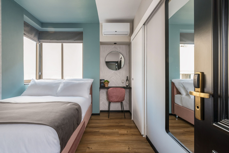 Bedroom 2, Dizengoff Garden Hotel - by Echo Hotels