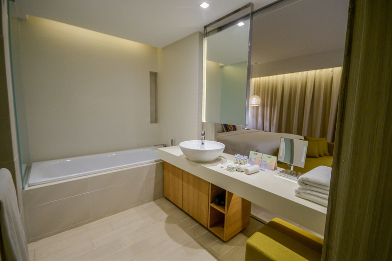 Bathroom 5, Hue Hotels and Resorts Puerto Princesa Managed by HII, Puerto Princesa City