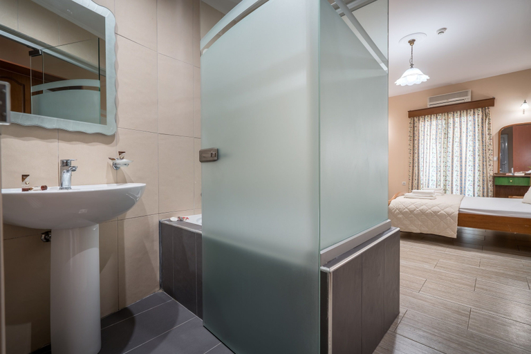 Bathroom 5, Denise Beach Hotel, Ionian Islands