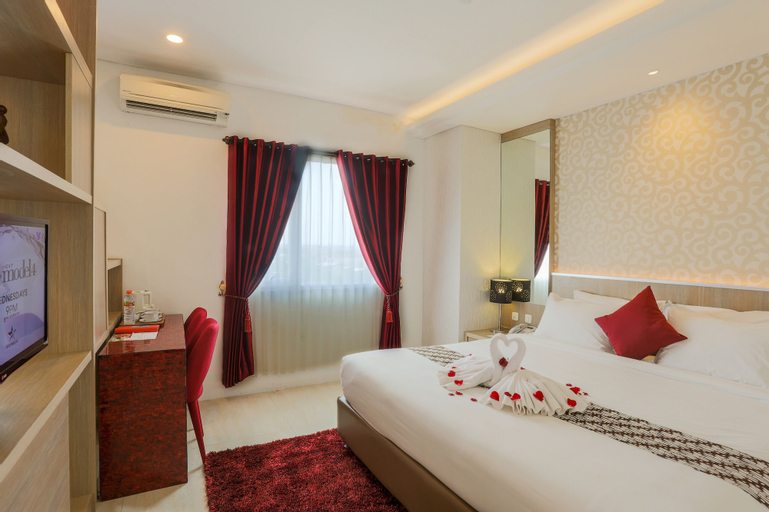 Bedroom 24