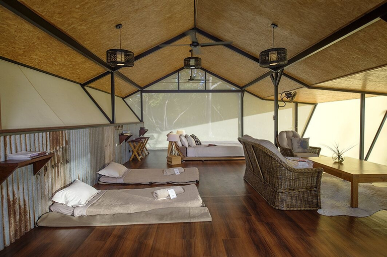 Bedroom 4, Bamurru Plains, South Alligator