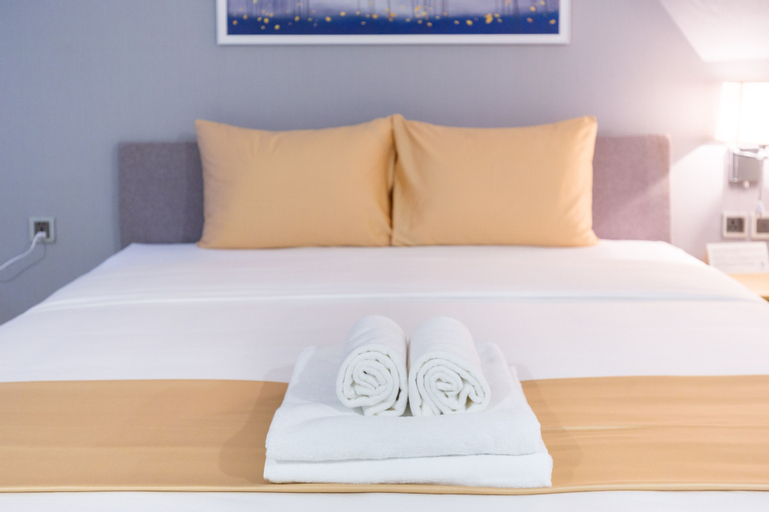 Bedroom 14