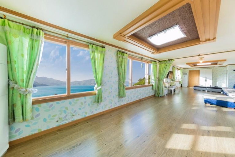 Others 1, Geojedo Haemirae Pension, Geoje