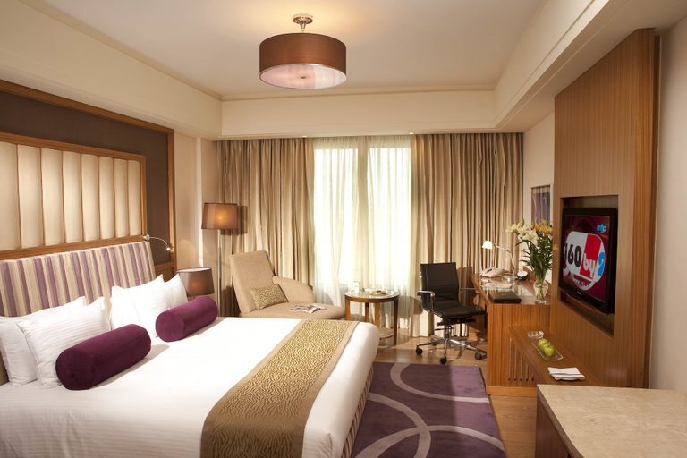Bedroom 4, Radisson Blu Hotel Indore, Indore