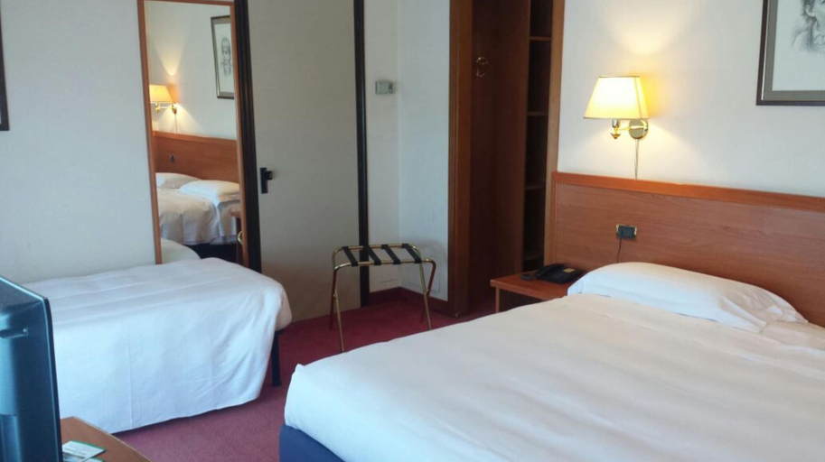 Bedroom 3, Hotel Palace, Rovigo