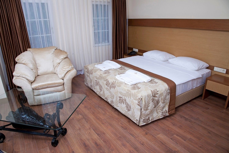 Bedroom 4, Sunhill Centro Hotel, Bodrum