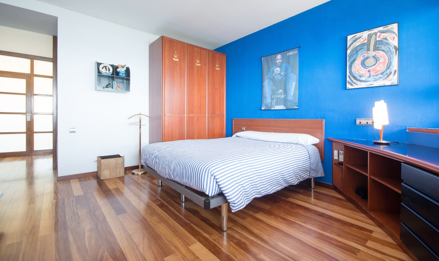 Bedroom 3, Luxury Beachfront Villa in Tarragona TH 63, Tarragona