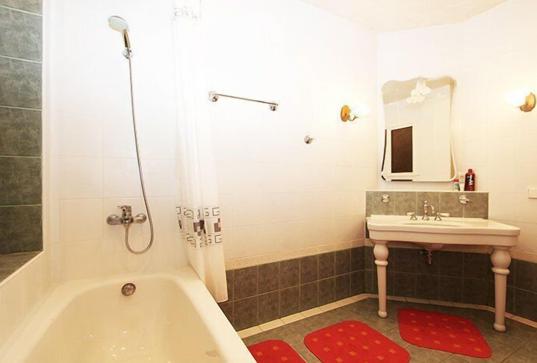 Bathroom 3, ApartLux Tverskaya 17, Northern