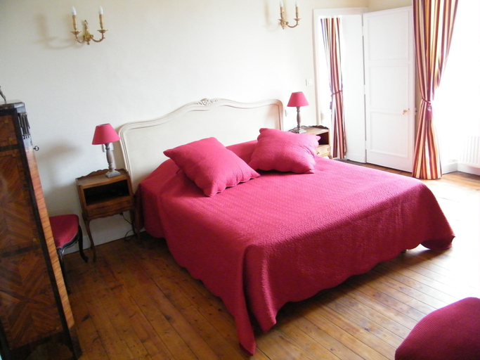 Bedroom 2, Chambres d'hôtes Château de Damigny, Calvados