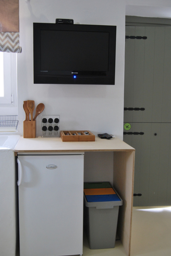 Others 5, Maistrali Studio Sirocco, South Aegean
