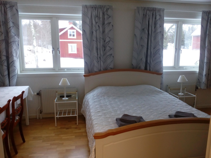 Bedroom 2, Vätternterrassen, Askersund
