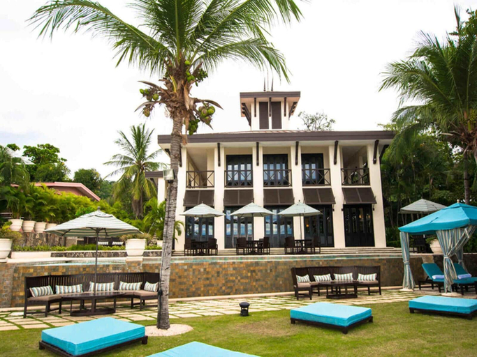 Exterior & Views 2, Nicely decorated 3rd-floor beauty with pool-view balcony in Coco, Carrillo