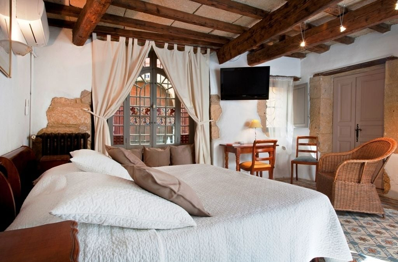 Bedroom 3, Hostellerie Le Castellas, Gard