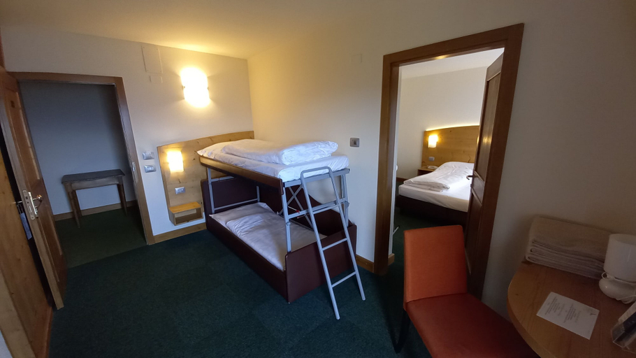 Bedroom 3, Hotel Monte Bondone, Trento