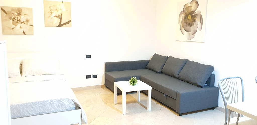 Room 5, Philips Apartment, Milano