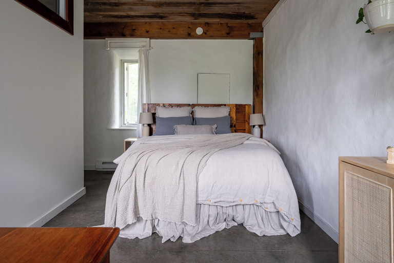 Bedroom 4, Owl's Nest Suites, Prince Edward