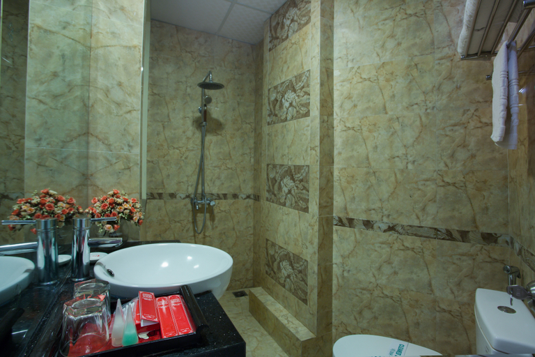 Bathroom 5, Vong Xua Hotel, Hai Bà Trưng