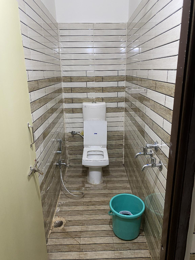 Others 4, Anant Shree Guest House, Gondiya