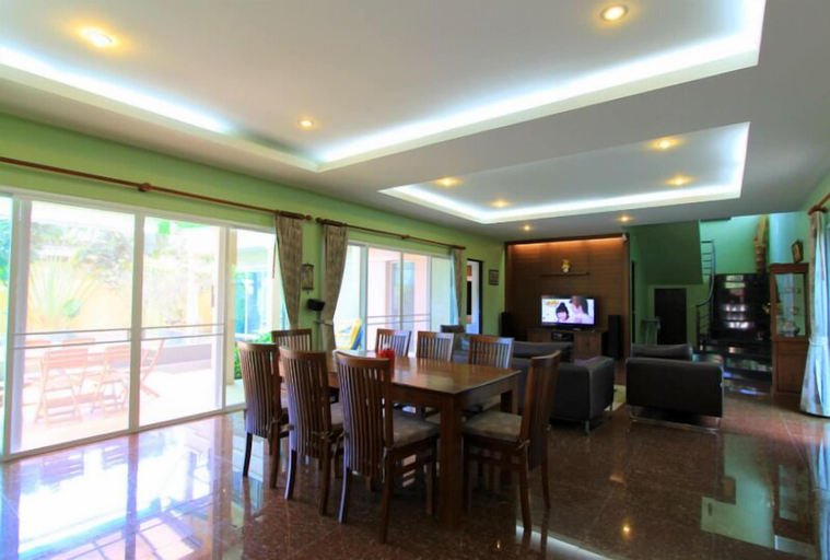 Food & Drinks 4, Villa Mukdara, Phuket Island