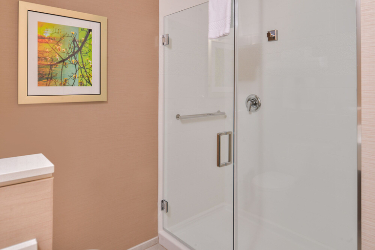 Bathroom 4, Fairfield Inn & Suites by Marriott Eugene East/Springfield, Lane